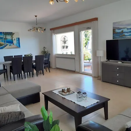 Family With Private Pool Villa *