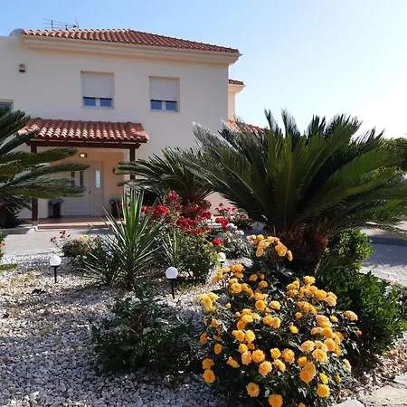 Family With Private Pool Villa